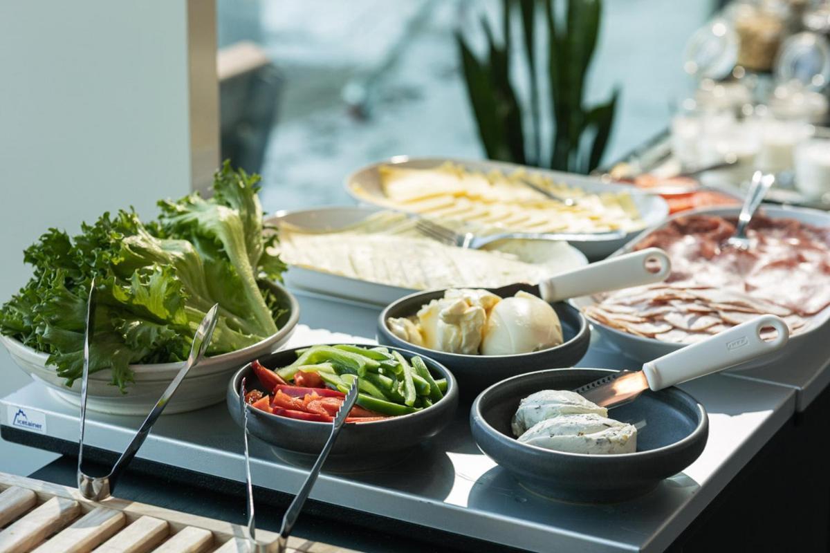 Unity Helsinki - A Studio Hotel ภายนอก รูปภาพ